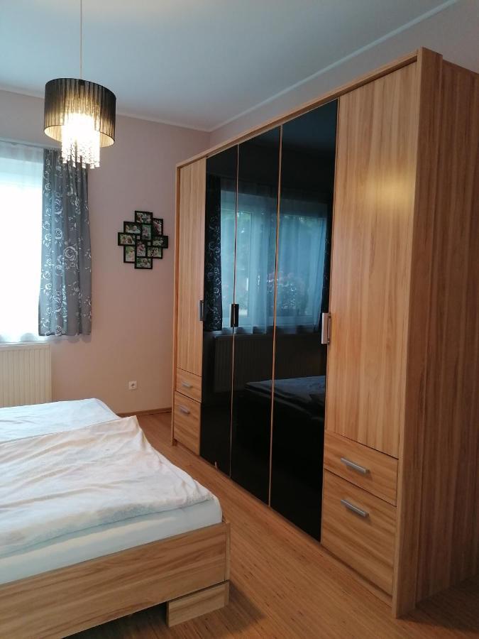 Angela Haz Apartment บาลาทอนเบรีน ภายนอก รูปภาพ