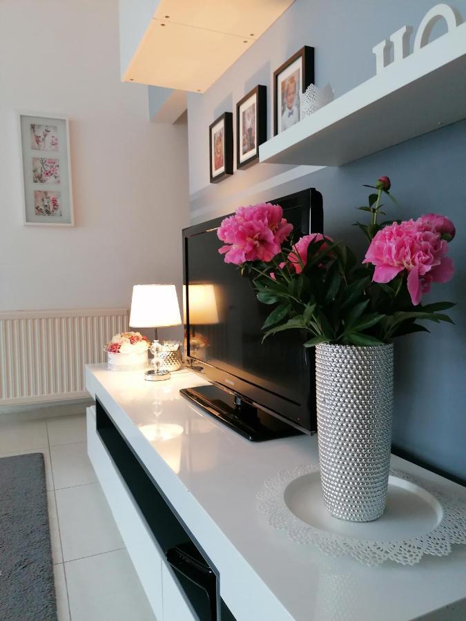Angela Haz Apartment บาลาทอนเบรีน ภายนอก รูปภาพ